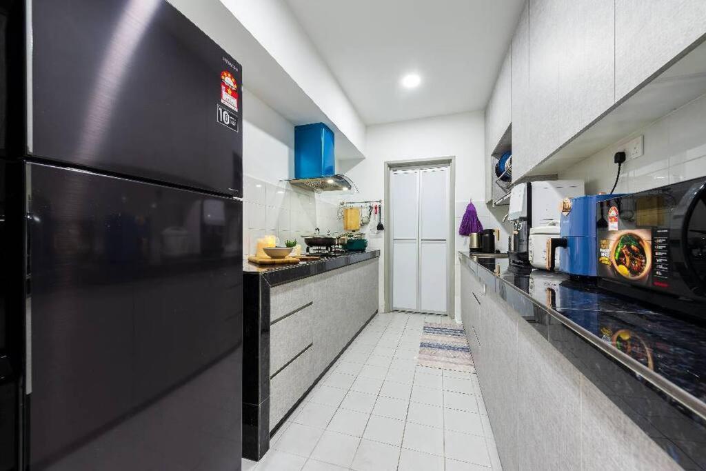Kelana Puteri By Juststay 7Mins Walking To Paradigm Mall Petaling Jaya Exterior photo